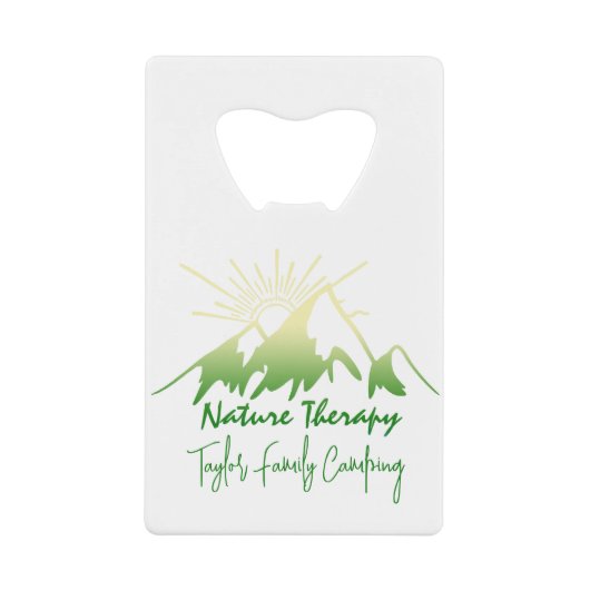 自然セラピーファミリーキャンパーソナライズされたピング クレジットカード栓抜き (正面)