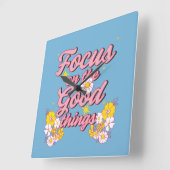 自然ソウルスローガン | Focus on the Good Things スクエア壁時計 (傾斜)