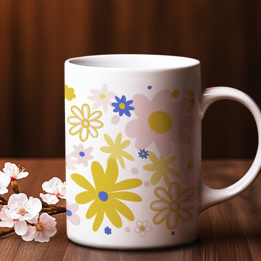 自然愛好家のための黄色と青の春の花 コーヒーマグカップ