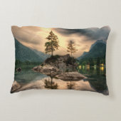 自然旅行 – 水山風景 アクセントクッション (裏面)