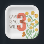 自然疑問に思生誕生会 ペーパープレート<br><div class="desc">このカスタム簡単誕生日パーティープレートは、誕生日メッセージと名前の両方の文字を編集するためのメッセージと年齢の番号を祝備えている。アウトドアのインスパイア自然と男女兼用テーマ素晴らしは、簡単パーティーのお祝いのあらゆる側面のためのの選択である。カスタム紙パーティー運は、あなたの小さな1つの第三の誕生日パーティーのお祝いのすべての側面を通してテーマをプレート。オレンジ色の蝶、赤いラディバグ、黄色のビリーボタンクラスペディアの花と緑の葉は、あなたの"若い、野生と3つのバースデーパーティーの装飾疑問に思に魅力と感覚を持って来る。</div>