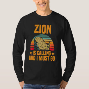 自然 Zion国立公園の休暇 Tシャツ