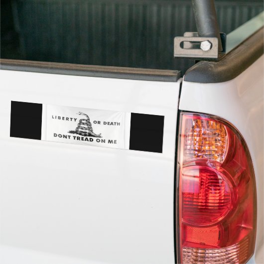 自由か死は私で踏みません バンパーステッカー (トラック上)