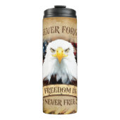 自由と愛国的なアメリカン・イーグルイラストレーション タンブラー (正面)