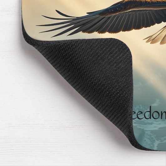 自由と独立を受け入れる マウスパッド (コーナー)