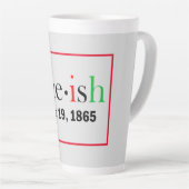 自由な十二月記念 カフェラテマグ (右アングル)