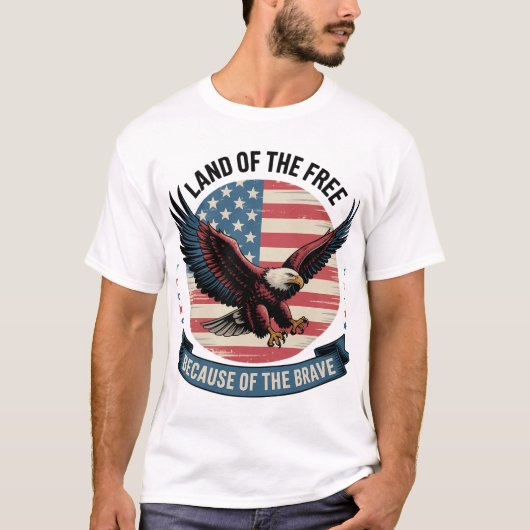 自由な愛国心のイーグルアートの故郷 Tシャツ (正面)