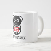 自由な抱擁 ジャンボコーヒーマグカップ (正面右)