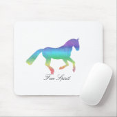 自由な精神の色彩の鮮やかな馬 マウスパッド (マウス)