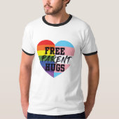 自由な親はLGBTQのTシャツを抱き締めます Tシャツ (正面)