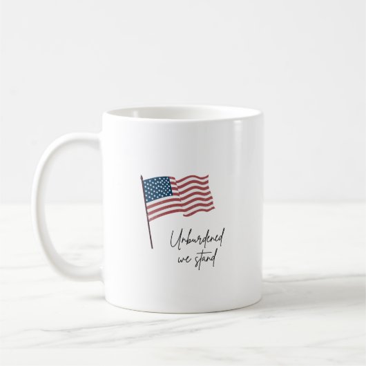 自由に立ち上がる アメリカ国旗 コーヒーマグカップ (左)