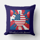 「自由のために働く」 クッション (正面)