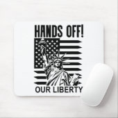 自由のサインを渡す マウスパッド (マウス)