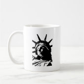 自由のポップ・アートの白黒像 コーヒーマグカップ (左)