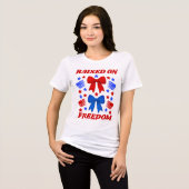 自由の中で育った 赤と青のギンガムボウ トライブレンドTシャツ (正面全面)