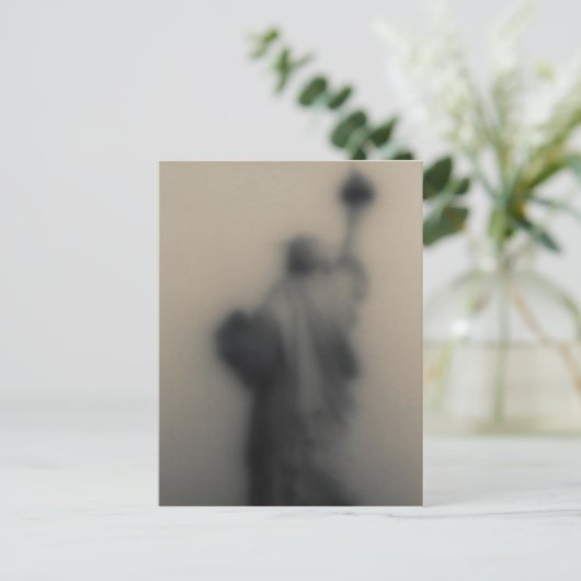 自由の女神の拡散させたイメージ ポストカード (スタンド正面)