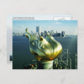 自由の炎とマンハッタンスカイラインの像 ポストカード (正面/裏面)