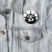 自由の白黒の像 缶バッジ (インサイチュ)