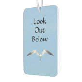 自由の精神の下で飛行中のカモメ カーエアーフレッシュナー (左)