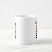 自由は乗るだけで手に入る コーヒーマグカップ (中央)