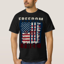 自由は無料ではない ディストressedアメリカ国旗
