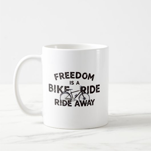 自由は自転車の旅先にある コーヒーマグカップ (左)