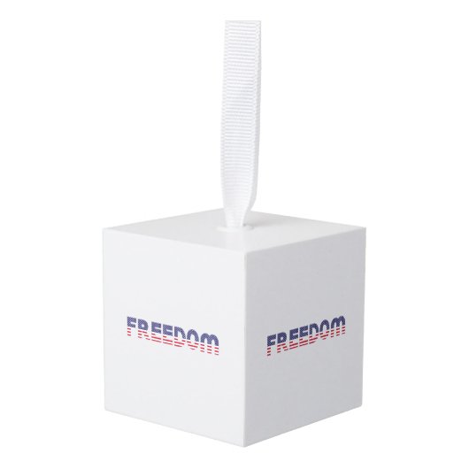 自由アメリカ愛国自由ギフト国旗 キューブオーナメント (正面アングル)