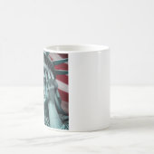 自由コーヒーカップの像 コーヒーマグカップ (中央)
