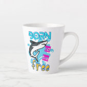 自由生まれになる カフェラテマグ (右)