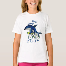 自転車でスピードを出すズームサメ Tシャツ