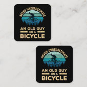 自転車で老人を甘く見てはいけないおもしろい スクエア名刺 (正面/裏面)
