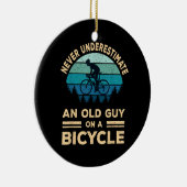 自転車で老人を甘く見てはいけないおもしろい セラミックオーナメント (右)