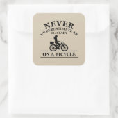 自転車で老婦人を甘く見てはいけない スクエアシール (バッグ)