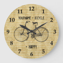 自転車と幸せで旧式なバイクの黄色に匹敵します