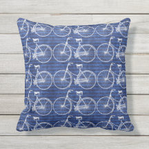 自転車と青い幸せで旧式な車輪に匹敵します