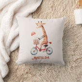 自転車に乗ったキュートなサーカスのキリン 子供用 クッション (ブランケット)