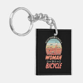 自転車に乗った女性 キーホルダー (正面左)