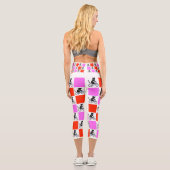 自転車に乗った猫キャットスポーティなサイクリストおもしろい カプリレギンス (裏面)