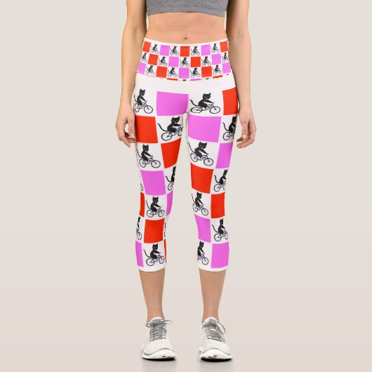 自転車に乗った猫キャットスポーティなサイクリストおもしろい カプリレギンス (正面)