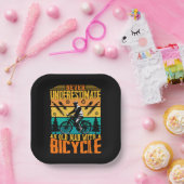 自転車に乗った老人を決して過小評価しない ペーパープレート (パーティー)