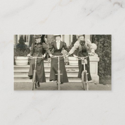 自転車に乗った3人の女性、1900年代初期 名刺 (正面)