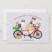 自転車に乗っている犬はバスケットのクリスマスを示します カード (正面)
