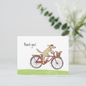 自転車に乗る犬と木の実の精霊 ユニークな感謝カード カスタム ポストカード (スタンド正面)