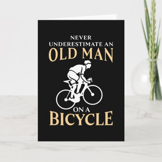 自転車に乗る老人の面白い自転車ギフト カード (正面)