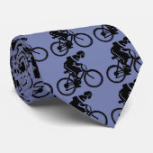 自転車に乗るBlue2 ネクタイ (ロール)