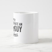 自転車のコーヒーマグで老人を過小評価しない ジャンボコーヒーマグカップ (正面)