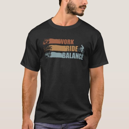 自転車のワークライドバランスサイクリング自転車 Tシャツ (正面)