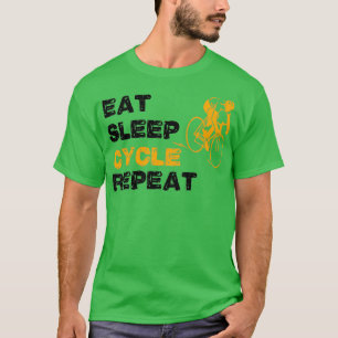 自転車サイクリングバイクもしくは自転車に乗る人 Tシャツ