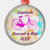 自転車学の記念に乗る メタルオーナメント (正面)