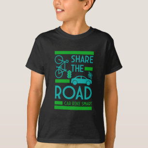 自転車用道路の安全性 Tシャツ